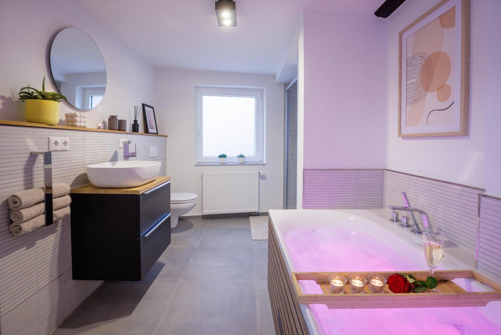 Romantisches Apartment Mit Whirlpool In Bayreuther Fussgaengerzone Exterior photo